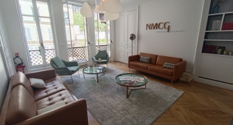 SOUS LOCATION DE DEUX BUREAUX PARIS 8EME